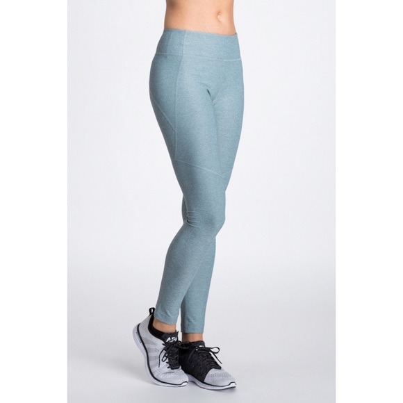 Outdoor Voices Warm Up Leggings, sz M - Picture 2 of 5